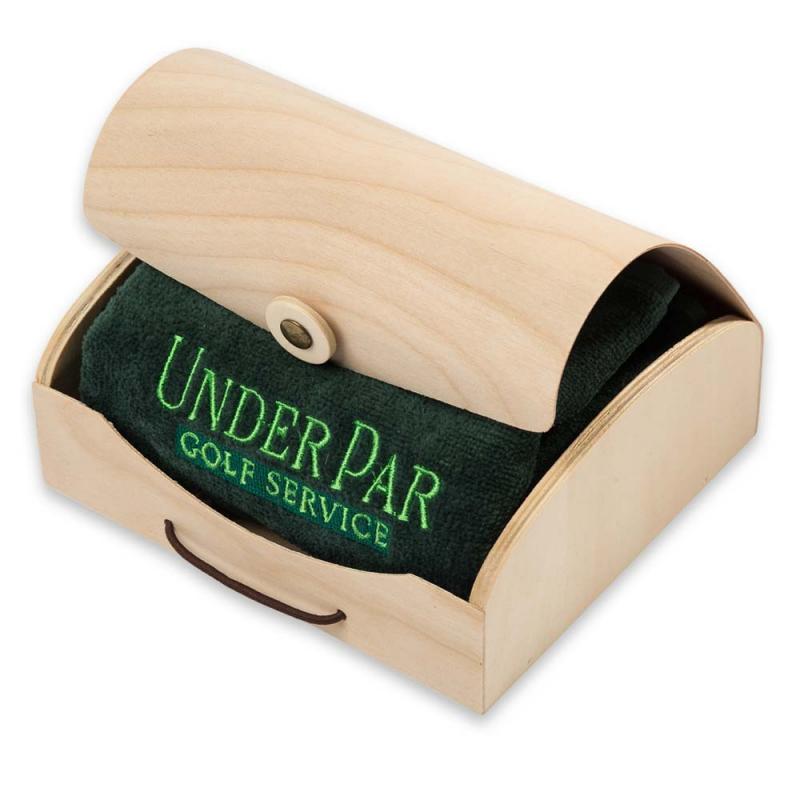 Verpackung aus Holz für Golfhandtuch