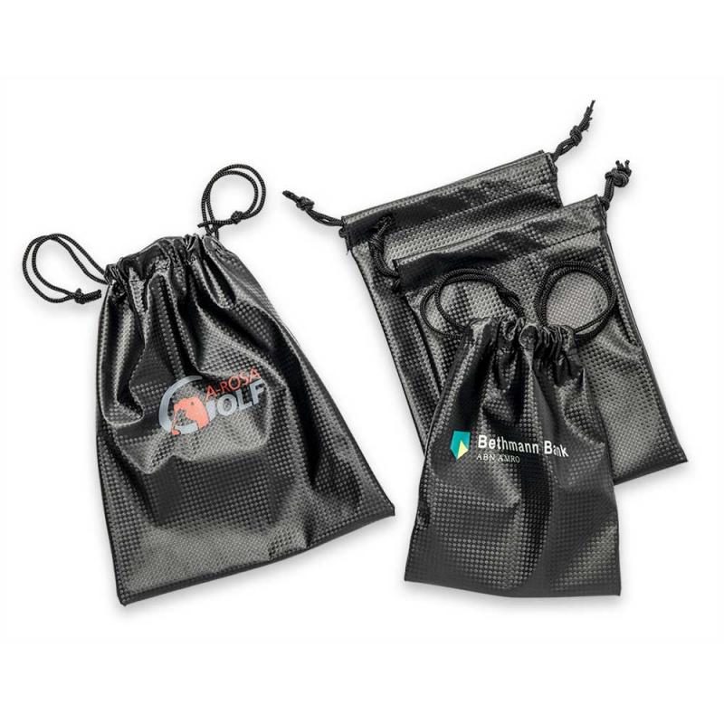 Pouch in Carbon-Optik