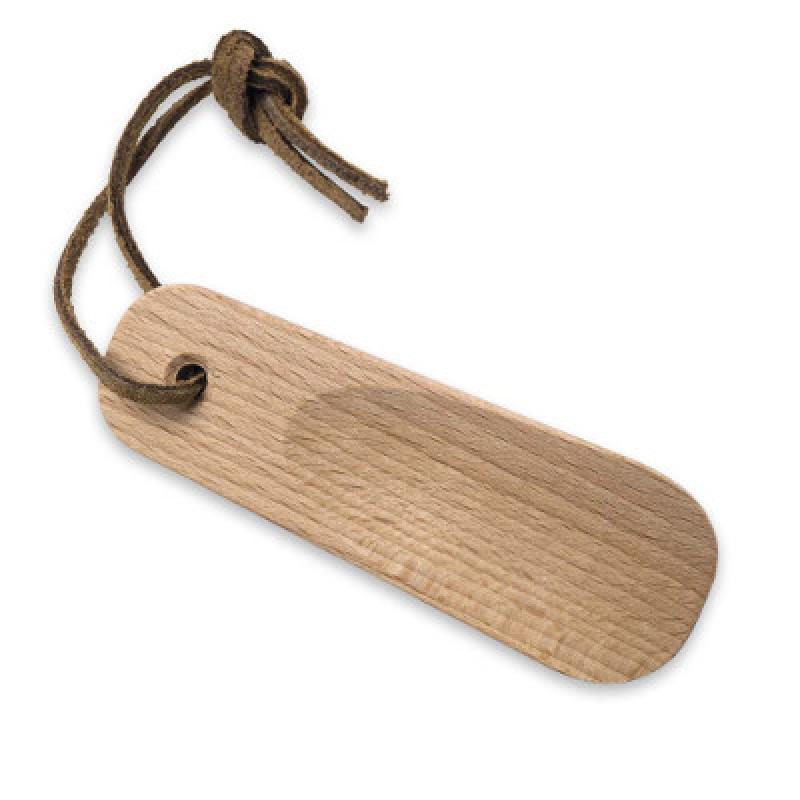 Schuhanzieher aus Holz mit Belaserung