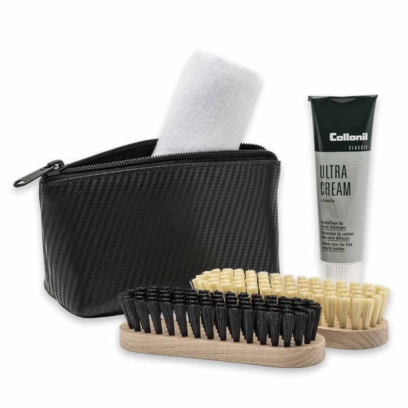 Schuhputzzeug in kleiner Pouch